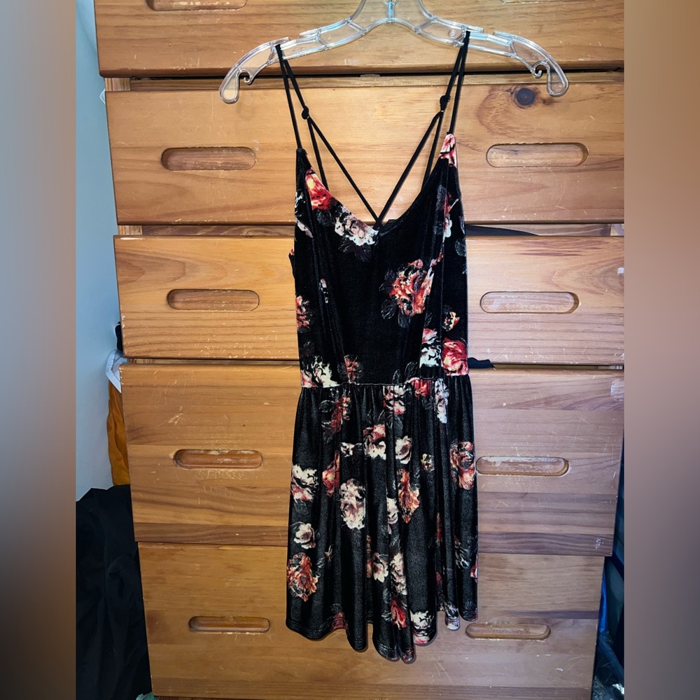Xhilaration Black Floral Midi Velvet Romper SMALL